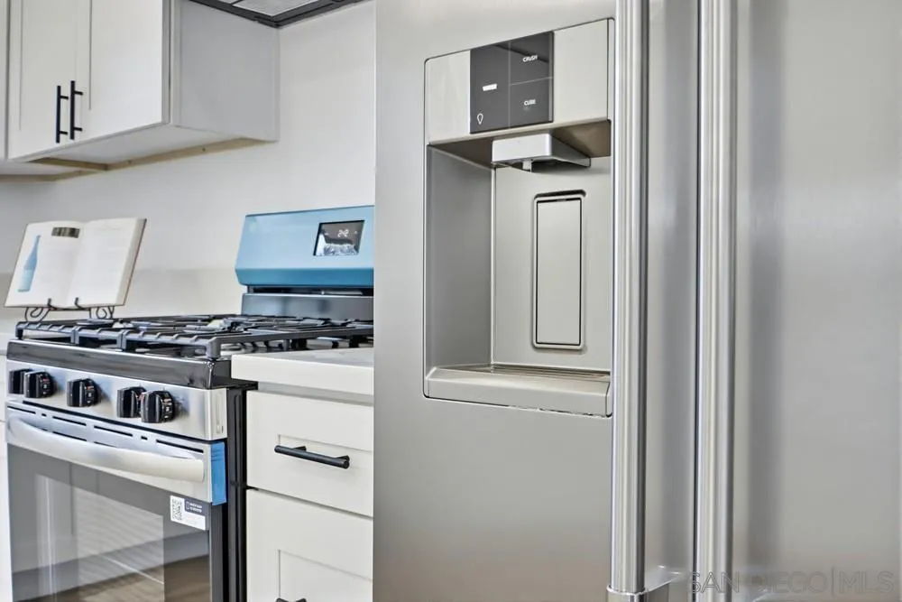 2537 E E 13th St, National City, California 91950 home-pic-22